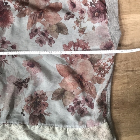 Zara W&B size small floral blouse crochet lace detail around bottom - Picture 8 of 9